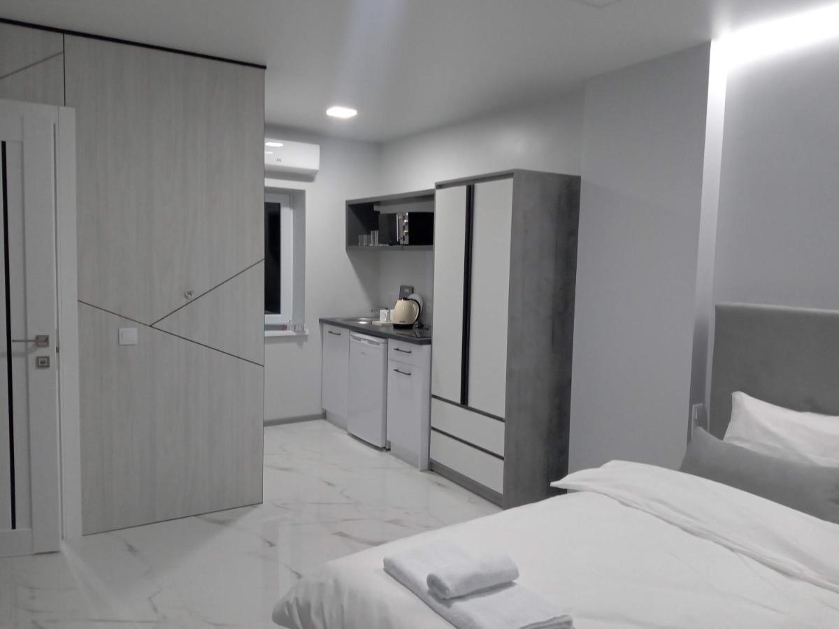 Pure Apartments Vip 4 Liov Exterior foto