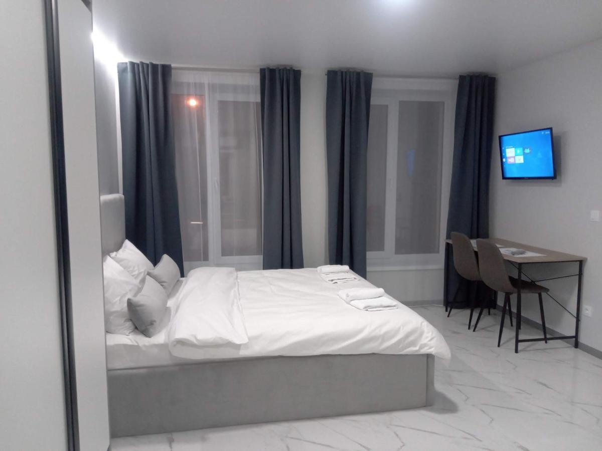 Pure Apartments Vip 4 Liov Exterior foto